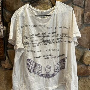 Magnolia Pearl Tee shirt